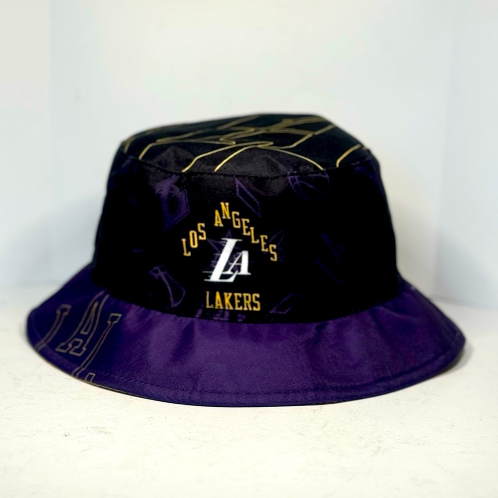 LA Lakers Hyper Reversible Bucket Hat
